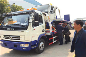双桥汽车道路救援拖车价格
